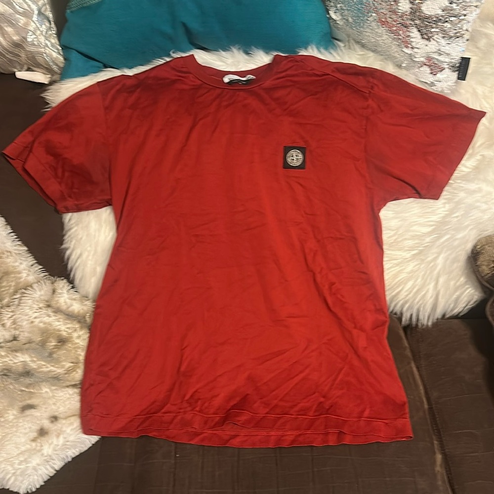 Red stone island tee shirt size large
